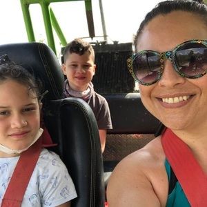 Meet your Posher, Stacy